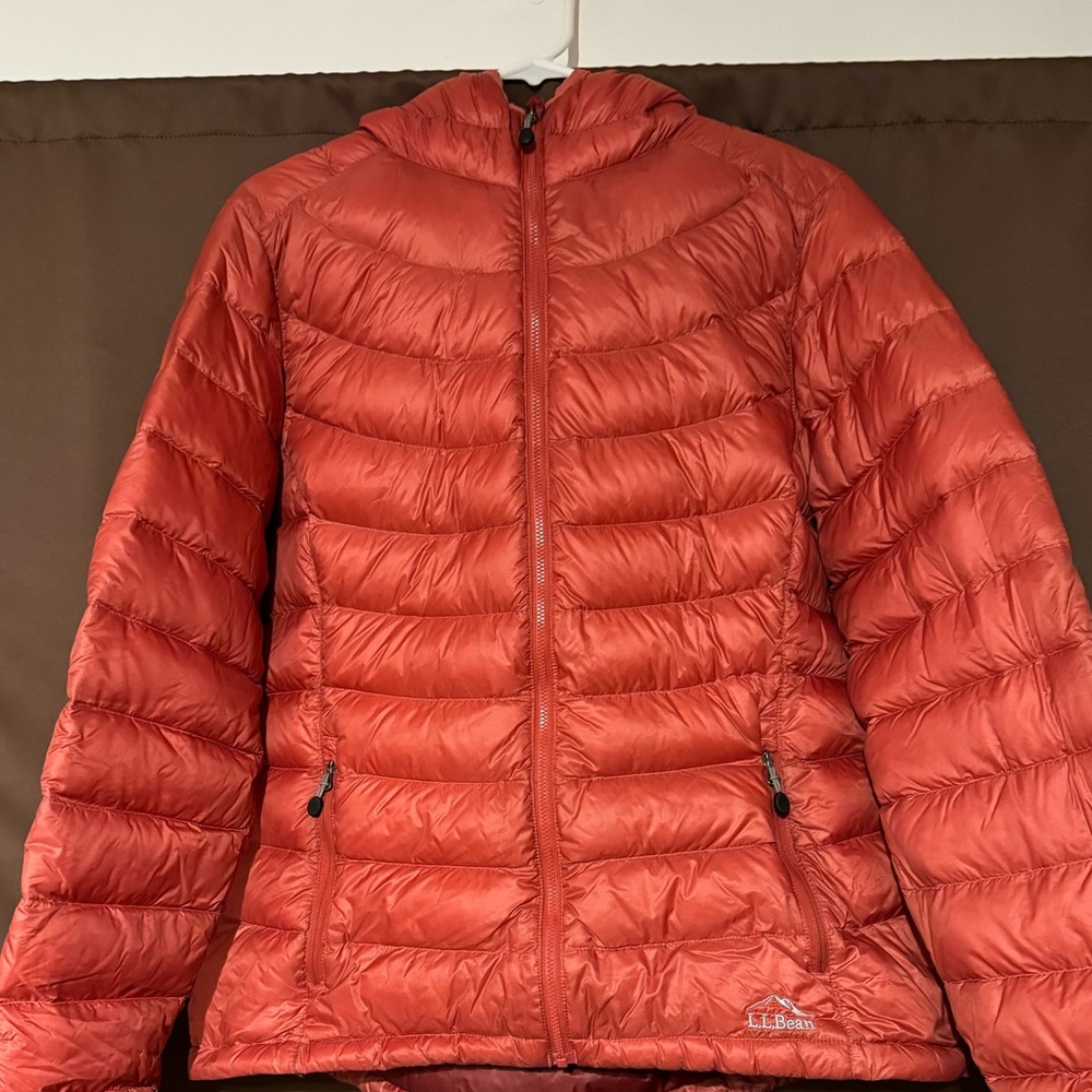 LL Bean Ultralight 850 Down Hooded Jacket, large, paprika